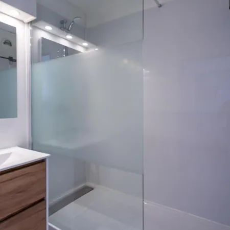 Le Sunset-cap Sud-14 By Interhome Appartement